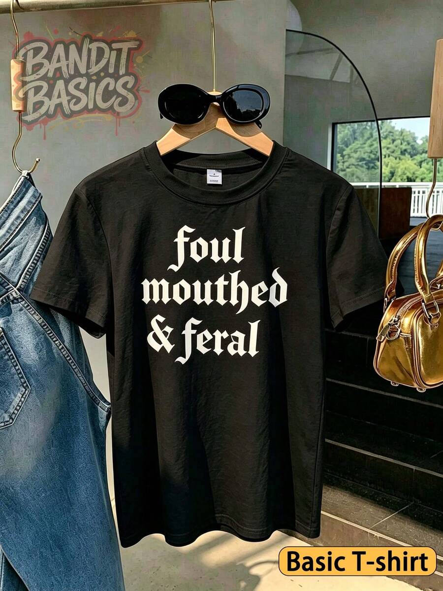 100% Cotton Crop Top T-Shirt With Gothic Lettering Foul Mouthed , On Wooden Hanger, Glasses, Blue Jeans, Indoor Staircase, Vacation Outfitswomen - 基礎T-黑色 - 查看 1