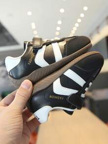 Sepatu Olahraga Balita Warna Kontras, Perekat Velcro Mudah Dipasang/Dilepas, Sol Lembut, Sepatu Kasual Olahraga Bayi Unisex - Hitam - View 8