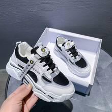 Women Sports Shoes - Black - View 2