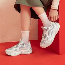 XTEP Women's Versatile Retro Dad Sneakers Lightweight Casual Sports Shoes - White/Gray - View 5