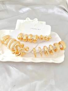 3/9 Pairs Vintage Gold-Tone Metallic Earrings Set, Water Drop, Flower, Twisted, Striped, Geometric Hoop Earrings, Versatile For Commuting - Gold - View 7