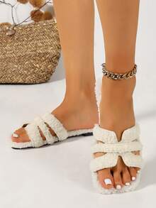 Ximi Ruo Women's Solid Color Flat Fuzzy Slippers, Casual Vacation Beach Home Slippers, Outdoor Wear, Autumn/Winter Warm Slippers, Simple Fashion Fuzzy Slippers, Slouchy Slip-On Women's Shoes, Soft Fuzzy Lining, Daily Commute Outfit, Indoor Home Outdoor Street Wear, Versatile Soft Lightweight Women's Slippers, Autumn/Winter Warm Gentle Style Women's Slippers, Comfortable Flat Casual Travel Outfit Shoes, Slouchy Home Outdoor Dual-Use Fleece Slippers - Beige - View 3
