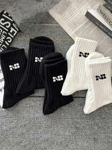30/20/10/5/1 Pair Unisex Comfortable Sports Socks, Men's Long Socks Suitable For Sports Training, Women's Long Socks Suitable For Casual Business Wear, Soft, Black And White Color, Odor-Resistant, Moisture-Wicking, Breathable, Lightweight And Comfortable, Suitable For Autumn/Winter Season, Classic Versatile Style For Daily Wear And Gifting - Black and White - View 2