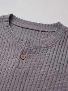 glestore 男士復古美式「老錢風」純色經典羅紋領短袖 Polo 衫，時尚百搭通勤休閒穿搭 - 灰色 - 查看 6