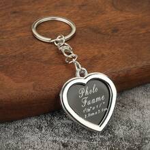 1pc Minimalist Fashion Photo Frame Keychain, Casual Couple Daily Wear Mini Photo Frame Alloy Keychain, Ideal Gift For Friends, Lovers, Everyday Accessory For Clothes, Bags, Phones Gifts For Mother, Father, Graduation, And Teacher - Silver - View 1