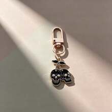 4pcs Dark Gothic Skull Cherry Keychain, Niche Style Double Skull Cherry Bag Charm, Metal Enamel Key Organizer, Punk Rock Car Key Pendant, Cool Gift For Teenagers And Women - Black - View 3