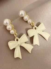 1 Pair French Elegant Gentle Sweet Bowknot Pearl Stud Earrings, Creative Design, Small Delicate Versatile Earrings - White - View 5