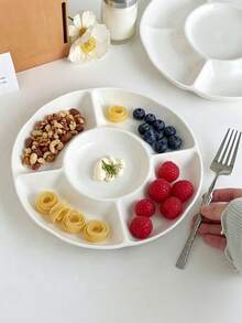 1 pieza Plato de cerámica con encaje vintage europeo de 5 compartimentos, bandeja para aperitivos con cuenco central para salsas, bandeja dividida para servir aperitivos, frutos secos y frutas para uso doméstico - Blanco - Ver 3