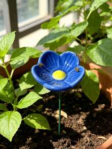 Garden Bee Water Cup, Flower-Shaped Bee Waterer, Resin Simulated Forget-Me-Not, 1/5pcs, Desktop Ornament, Garden Decoration, Suitable For Outdoor Garden,Party Decoration, Garden Supplies, Outdoor Decoration - Multicolor - View 2