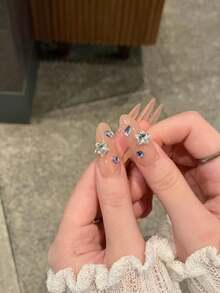 Approx. 3pcs Randomly Mixed Silver 3D Star Accessories, Multi-Faceted Cut Design, Glossy Surface, Sharp Edges, Cool Minimalist Star Shape, Suitable For Various Personalized Style Decor - Multicolor - View 2