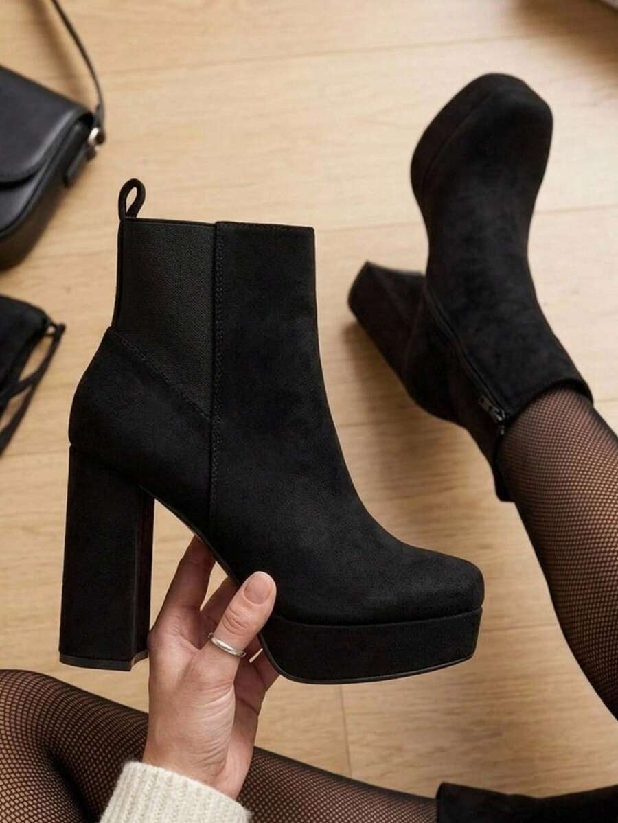 Women Ankle Boots & Booties - Gamuza negro - View 1