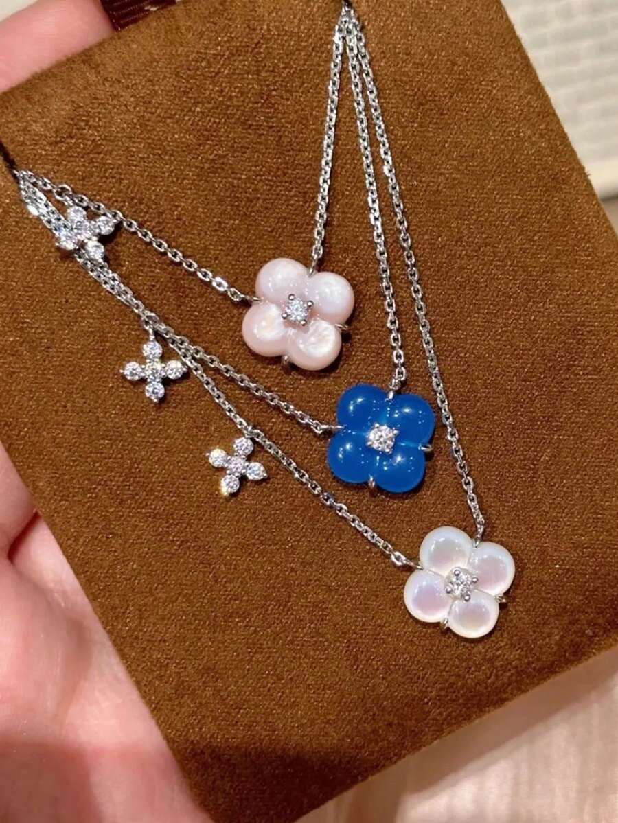1件新款闪亮四叶草项链,独特设计,奢华优雅女士项链 - 閃鑽四葉草項鍊 - 查看 1