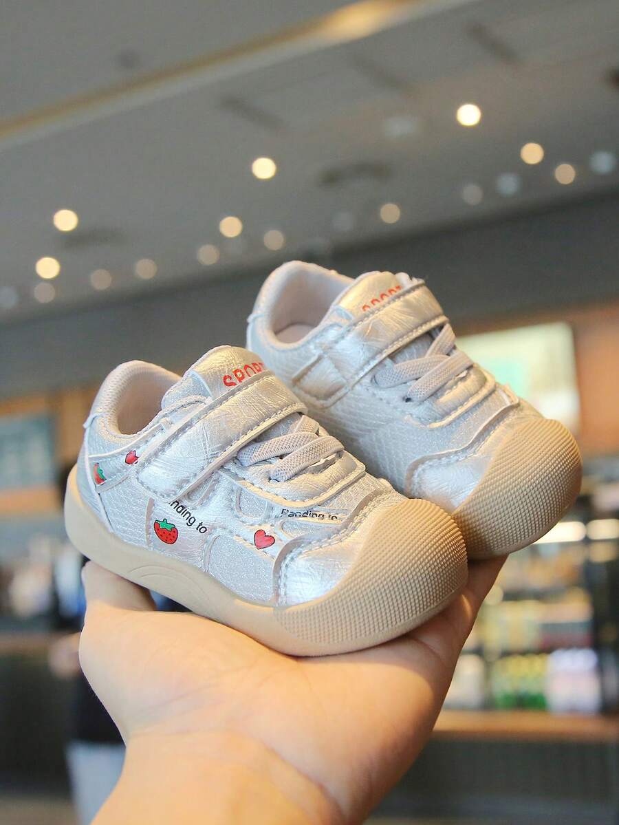 1 Pair Infant Toddler Strawberry Print Low-Top Hook & Loop Flat Cute Sneakers For Daily Wear And Outfits [Select By Actual Cm Inner Length] - Grey - View 1