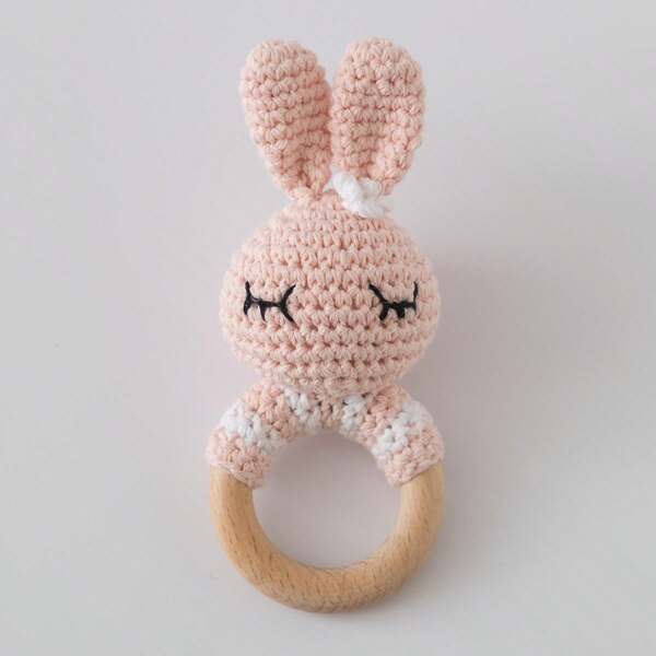 Toys, Easter, Baby Toys, Stitch Stuff, Room Decor, Easter Basket Stuffers, 1pc Handmade Woven Bear Rattle - Soft Plush Rabbit Ring Toy, Suitable For Infants And Toddlers, Mixed Color Textile, Easy To Grip, Attracts Baby's Attention, Suitable For Nursery Decoration, Cognitive Development, Suitable For Easter, Christmas, Birthday And Newborn Gifts, Easter Gifts