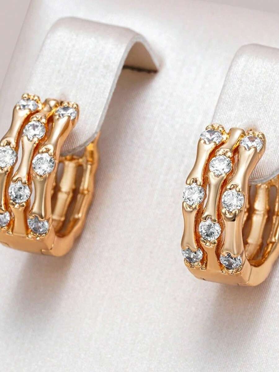 1 Pair Fashionable Exquisite Gold Round Hoop Earrings With Bamboo Design, Slightly Inlaid With White Synthetic Zirconia - Gold - View 1