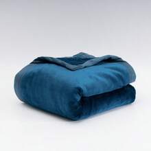 500GSM Double-Sided Anti-Static Ultra-Fine Microfiber Fleece Blanket, Reversible All-Season Warm & Comfortable Bed Throw, Suitable For Men & Women - Teal Blue - View 12