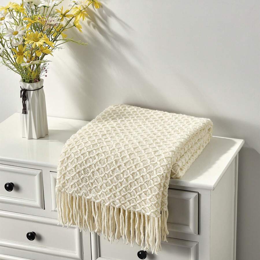 Spring/Summer Lightweight Air Conditioning Sofa Throw Blanket, Office Nap Blanket - White - View 1