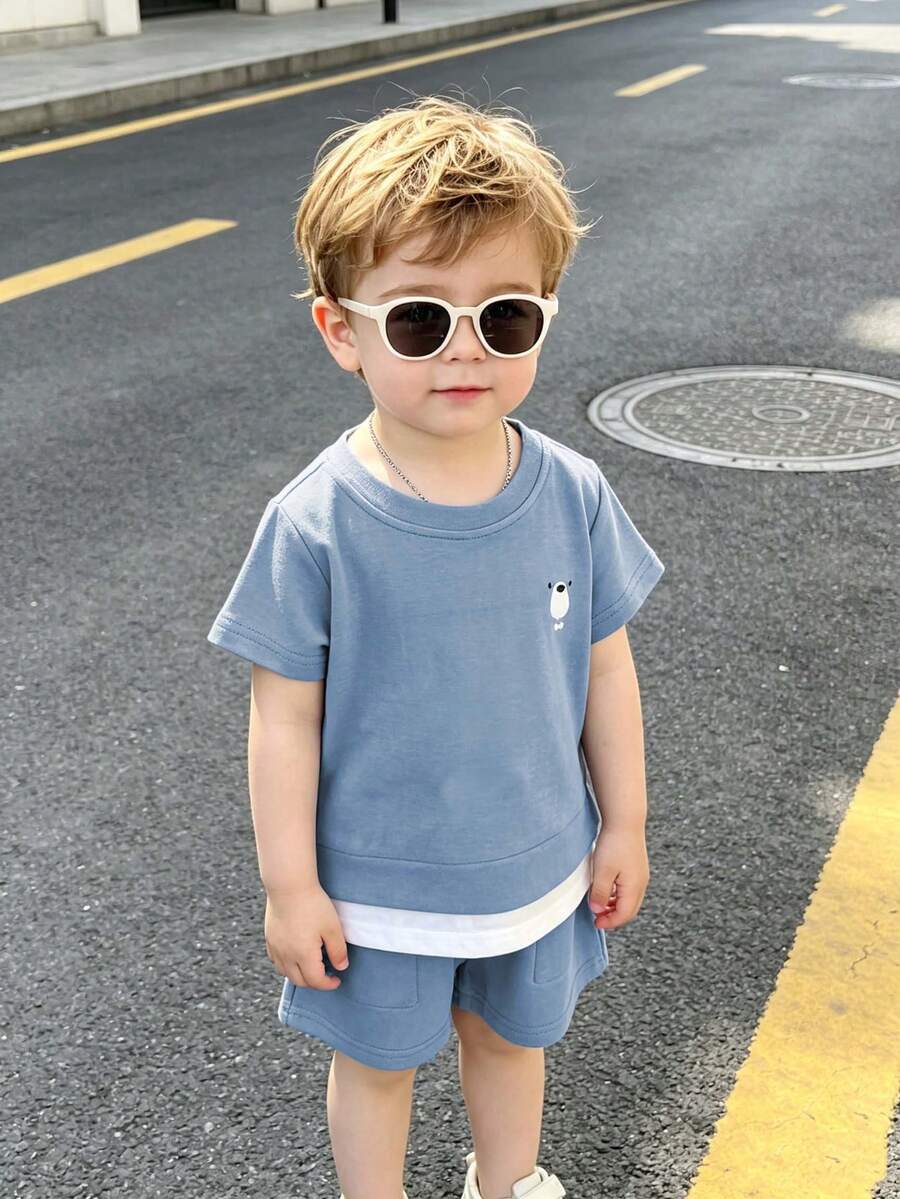 2pcs/Set Baby BoySummer Outfit, Fashionable Blue Short Sleeve T-Shirt & Shorts, Polar Bear Print - Baby Blue - View 1
