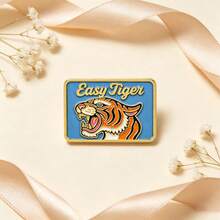 復古 Easy Tiger 琺瑯別針,復古咆哮虎領章徽章,金邊裝飾胸針,適合夾克與背包,酷炫動物配件禮物,男女適用 - 藍色 - 查看 7