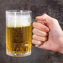 مجموعة من قطعتين من أكواب البيرة البلاستيكية مع مقبض، أكواب كلاسيكية بسعة 500 مل للبار المنزلي - مشاهدة 4