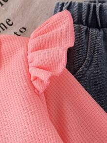 2pcs Baby Girl Sweet Cherry Set, Bright Pink Waffle Knit Flutter Sleeve Top & Multiple Pink Cherry Embroidery Frayed Hem Denim Pants, Spring/Autumn Outfit - Pink - View 6