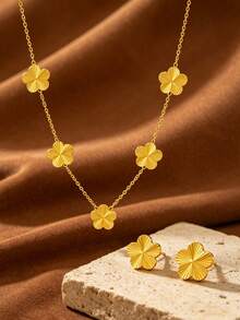 Minimalist Stainless Steel Butterfly Pendant Necklace For Women, Suitable For Daily Wear/Commuting - Yellow Gold - View 1