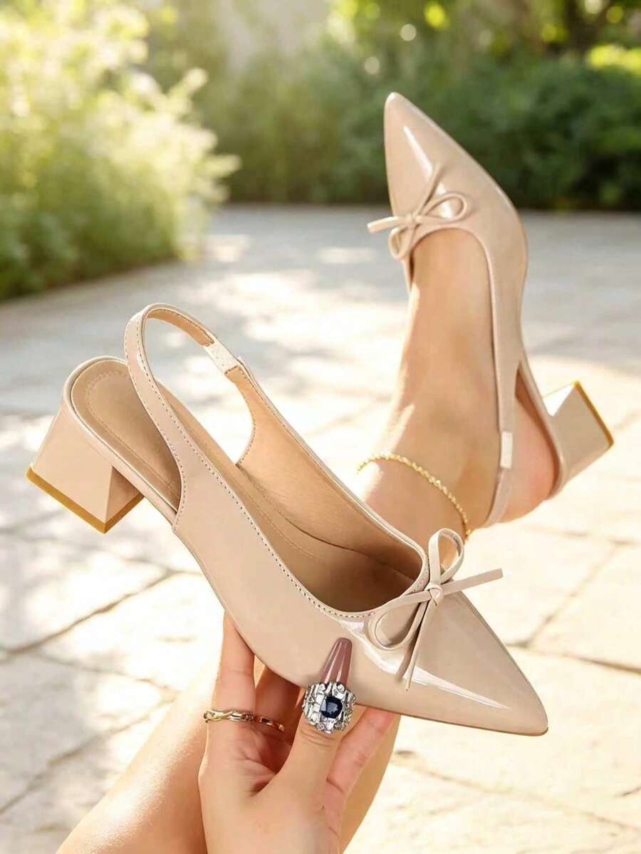 Sandal Wanita Bertali Belakang Bertali dengan Pita dan Ujung Lancip, Hak Rendah, Gaya Elegan untuk Beraktivitas di Luar Rumah, Serbaguna untuk Dipadukan dengan Rok, Ukuran 36-43 - Aprikot - View 1