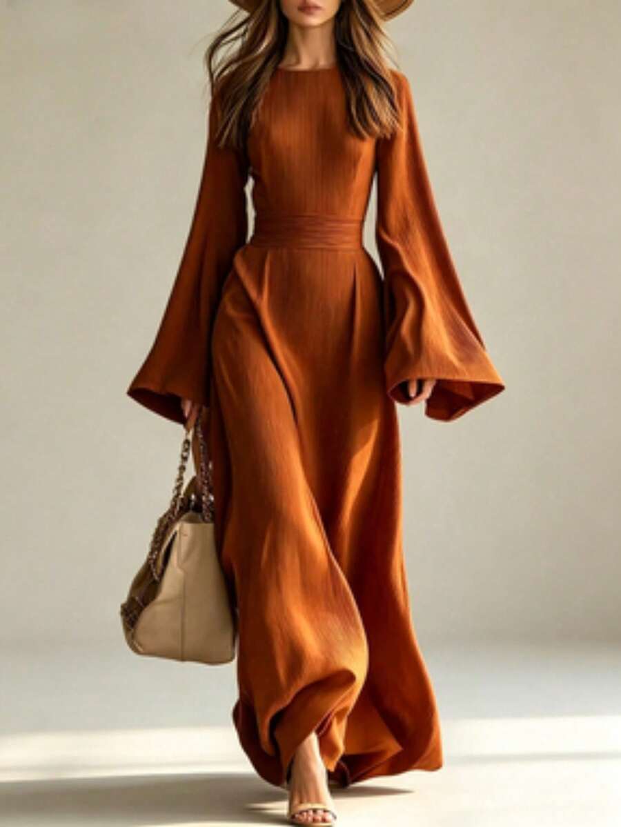 Vestido de moda casual con mangas largas acampanadas, ajustado y de cintura alta que estiliza la figura