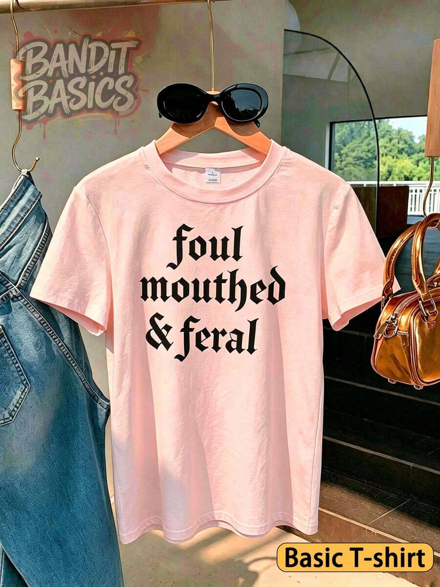 100% Cotton Crop Top T-Shirt With Gothic Lettering Foul Mouthed , On Wooden Hanger, Glasses, Blue Jeans, Indoor Staircase, Vacation Outfitswomen - 基礎T-粉紅色 - 查看 1