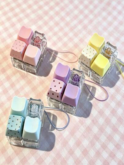 No‑Light Polka‑Dot Push‑Button Keychain,Fingertip Button For Mechanical Keyboard, Fits Bags & Backpacks, Ideal Gift For Typists & Keyboard Enthusiasts