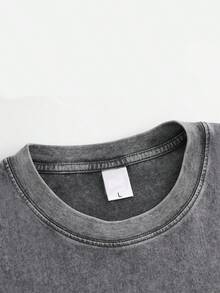 100% Cotton Crop Top T-Shirt With Gothic Lettering Foul Mouthed  , On Wooden Hanger, Glasses, Blue Jeans, Indoor Staircase, Vacation Outfitswomen - 水洗-灰色 - 查看 4