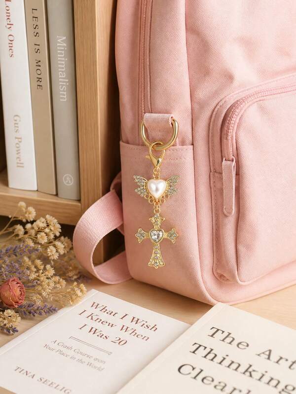 Heart Pearl Wing Sweet Cool Y2K Gothic Girl Baroque Style Cross Shiny Keychain Pendant, Suitable As Handbag Backpack Charm, Phone Chain, Key Ring Accessory, Zipper Decoration, Bag Clasp Ornament And Handmade DIY Jewelry Material, Sparkling Rhinestone Embellishment, Suitable For Women Office Workers Daily Commute, Office Leisure, Shopping, Party, Business Trip, Outdoor Gathering, Weekend Vacation, Graduation Season, Back To School, Teacher's Day Gift, Gift For Friends And Colleagues