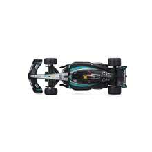 Burago - Mercedes AMG Petronas W15 Lewis Hamilton #44 2024 - 真實 1:43 比例模型車,由 Lewis Hamilton 駕駛,Mercedes 官方授權,建議 3 歲以上使用 - F1 W15 #44 - 查看 11