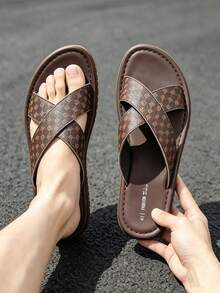 Men's Luxury Geometric Print PU Leather Sandals, Soft Anti-Slip Thick Sole, Hollow Detail Breathable Open Toe Flat Slippers, Lightweight Durable Flip Flops For All-Day Wear, Fashionable Versatile Cross Roman Sandals, Suitable For Summer, Home, Outdoor, Office, Vacation, Men's Anti-Slip Casual Sandals, Dual-Color Luxury Design (Brown / Black) Fits All Outfits, Perfect Choice For Summer And Casual Travel - Brown - View 2