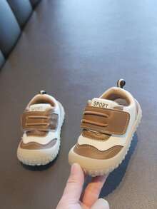 1 Pair Infant/Toddler Contrast Color Patchwork Low-Top Hook & Loop Flat Retro Sneakers, Casual Daily Wear [Select By Actual Inner Length In Cm] - Brown - View 4