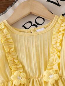 Baby Girl Spring/Autumn Fresh Pastoral Style 2-Piece Set Textured Striped Ruffle Trim Hem Cinched Waist Round Neck Pullover Top + Bow Decor Black Gray Denim Gradient Straight Leg Long Pants - Yellow - View 4