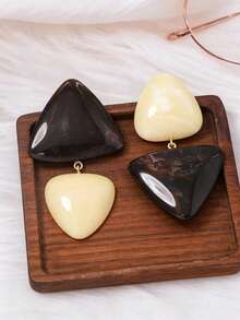 1pc Retro European And American Style Personalized Contrast Color Geometric Triangle Resin Pendant Exaggerated Earrings For Women - Multicolor - View 8