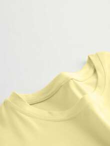 100% Cotton Crop Top T-Shirt With Gothic Lettering Foul Mouthed  , On Wooden Hanger, Glasses, Blue Jeans, Indoor Staircase, Vacation Outfitswomen - 基礎T-黃色 - 查看 5