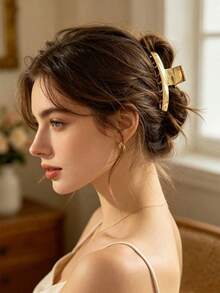 Yves Saint Laurent Gold Metal Large Hair Clip Minimalist Luxury Elegant Back Hair Bun Clip Secure Non-Slip Suitable For Thick Hair Multi-Function Styling Hair Accessory Commute Travel Applicable Exquisite High-End Holiday Gift YSL-GIFT-164 - Kaneko - View 10