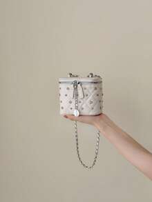 1PC Mini Embroidered PU Square Box Crossbody Bag, Rhinestone Chain Accessory, PU Thin Crossbody Strap, Sweet Girl Style Daily Storage Bag; Quilted PU Square Box Handbag Mini Crossbody Bag; Sweet Girl Asymmetric Neck Bag; Diamond Leather Chain Bucket Bag, Mini Size, Handheld And Crossbody, Makeup Bag - Beige - View 10