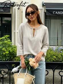 Blus Wanita Kasual Lengan Panjang Leher V dengan Hiasan Renda dan Pita Satin, Cocok untuk Pakaian Sehari-hari dan Liburan Musim Semi - Light Grey - View 1