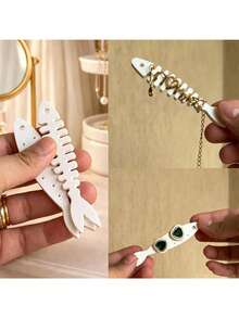 1 Set Vintage Sardine Mini Jewelry Storage Box, Earring Ring Necklace Compartment Storage, Portable Earring Box, Mini Jewelry Storage Box, Portable Ring Storage Box, Cartoon Fish Bone Jewelry Box, Travel Small Jewelry Storage Box - Multicolor - View 9