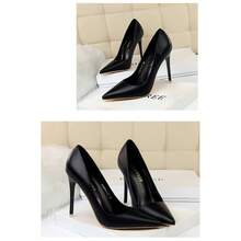 Women Pumps - Black - View 4