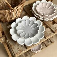 1pc Resin Silicone Mold, Large/Small Petal Shaped Dish Silicone Mold, Mini Jewelry Storage Tray Plaster And Epoxy Resin Mold, Epoxy Resin Mold, Home Decor, Jewelry Making Resin Silicone Mold - Petal Dish Mold - View 3
