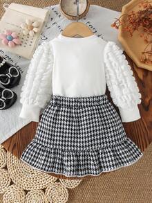 2pcs Baby Girl Spring/Autumn Set.3D Black Floral Puff Sleeve Top & Houndstooth Mermaid Skirt Thin - Black and White - View 4