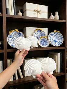 5/8/20pcs Natural Scallop Shells, White Scallop Shells, Home Decor, DIY Painting, Baking, Beach, Wedding Decor, Aquarium Decor, Beach Wedding Decor, Perfect For Craft Enthusiasts - A - View 8