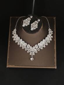 Sparkling Silver Bridal Set, Exquisite High Crown With Diamonds, Includes Luxurious Necklace And Pendant Earrings, Designed For Grand Wedding Day - Silver - View 5