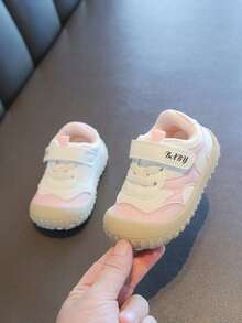 1 Pasang Sepatu Sneakers Retro Low-Top Patchwork Colorblock untuk Bayi dan Balita dengan Perekat Velcro untuk Pemakaian Sehari-hari dan Pakaian [Pembelian Berdasarkan Panjang Bagian Dalam Sebenar dalam Cm] - Berwarna merah muda - View 5