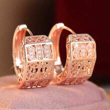 Light Luxury Hollow Carved Synthetic Cubic Zirconia Earrings, Low-Key Thick Texture, Versatile Workplace Commute Women's Gift Earrings - Gold - View 7