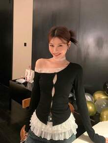 性感黑色蕾絲拼接不對稱肩修身T恤，辣妹外套內搭底層，優雅時尚上衣 - 黑色 - 查看 4